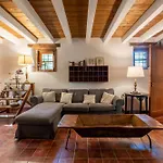 Borgo Toniasole Villa *