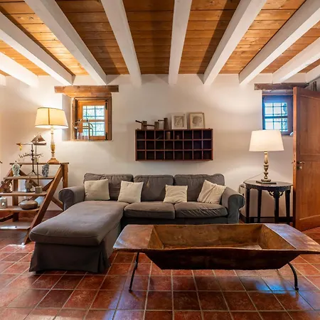 Borgo Toniasole * Cefalù