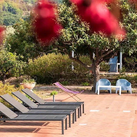 Borgo Toniasole * Cefalù