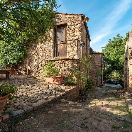 Borgo Toniasole Villa *